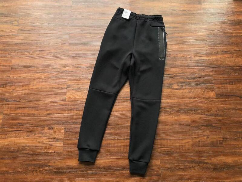 Nike Tech Fleece Black