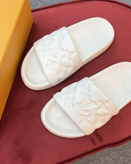 Louis Vuitton Waterfront White Slippers