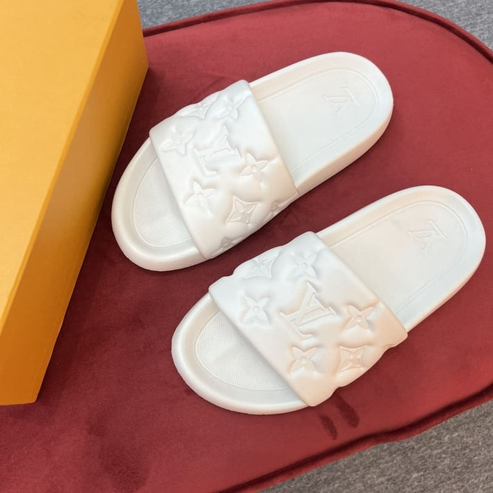 Louis Vuitton Waterfront White Slippers