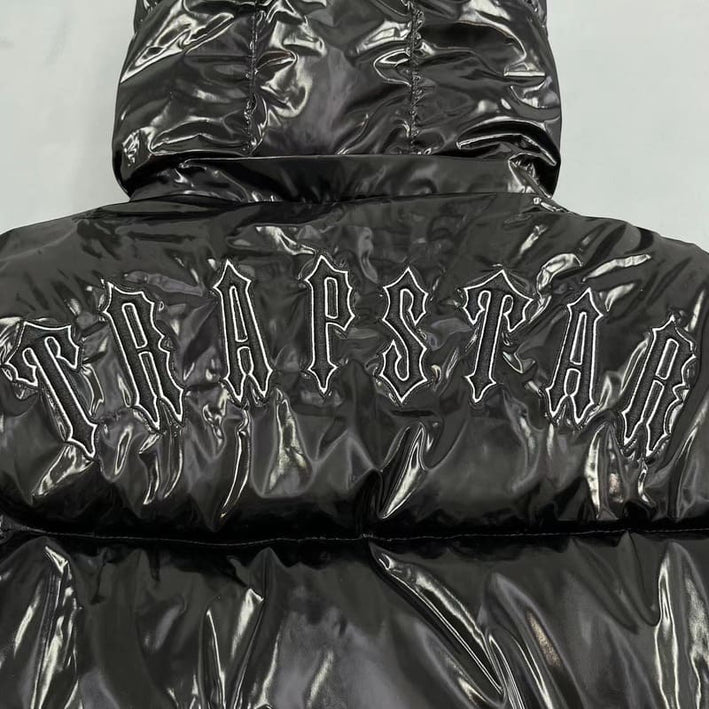 Trapstar Shiny Irongate Detachable Hooded Puffer Jacket Black