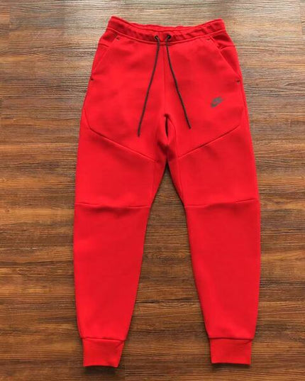 Nike Tech Fleece Red