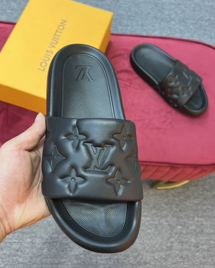 Louis Vuitton Waterfront Black Slippers