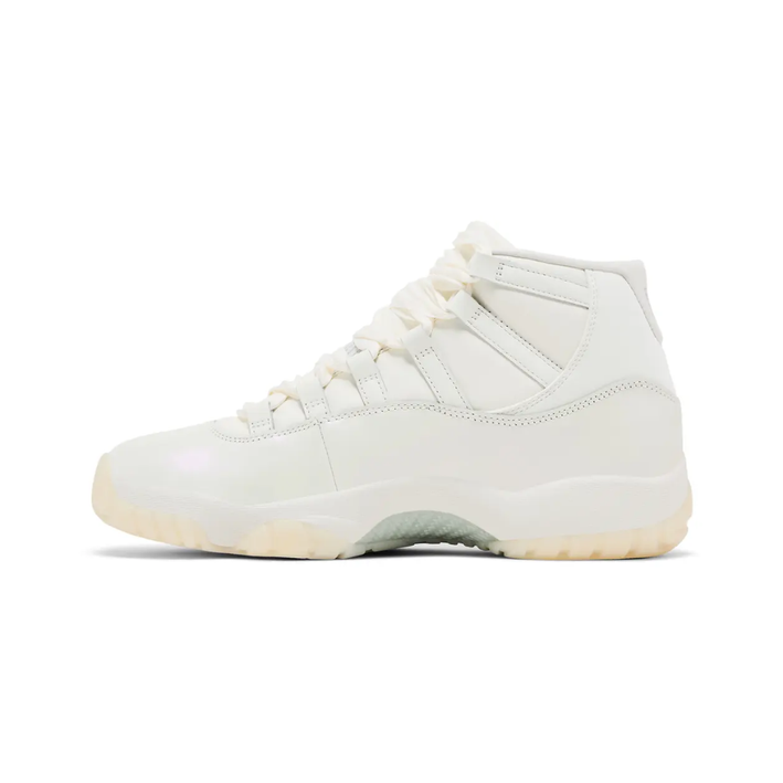 Air Jordan 11 Retro "Pearl / Grand Finale"