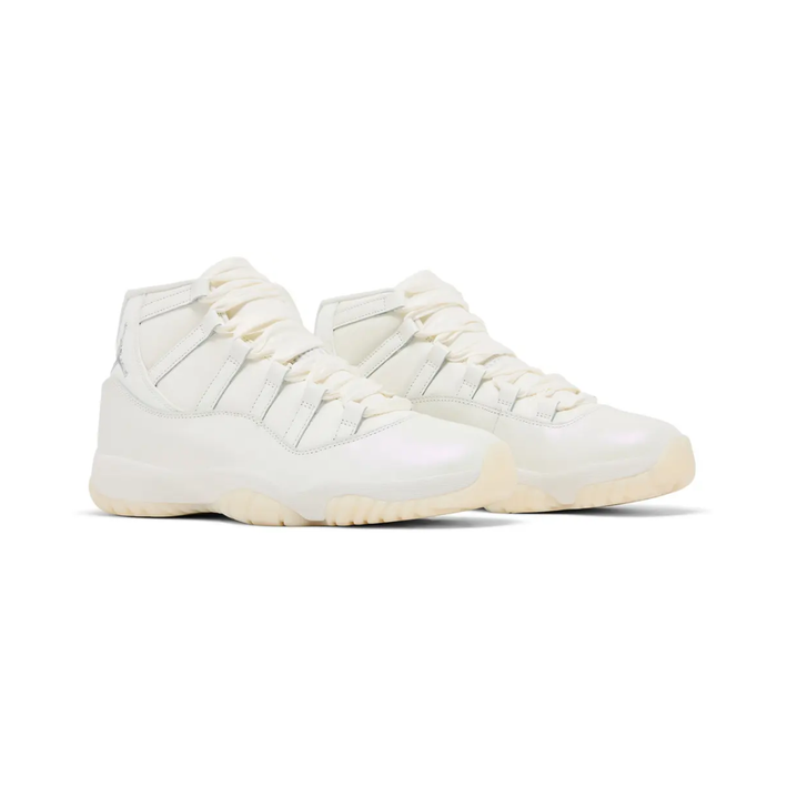 Air Jordan 11 Retro "Pearl / Grand Finale"