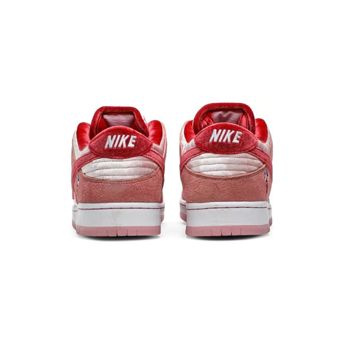 StrangeLove x Dunk Low "Valentine's Day"