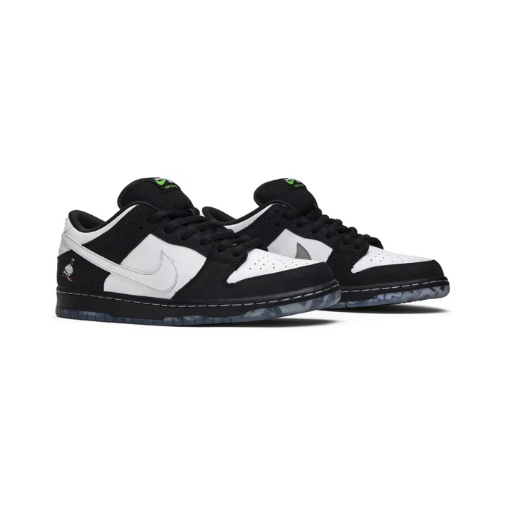 Jeff Staple x Dunk Low SB "Panda Pigeon" (Special Box)