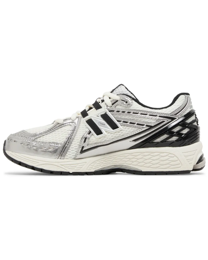 1906R "Silver Metallic Black"