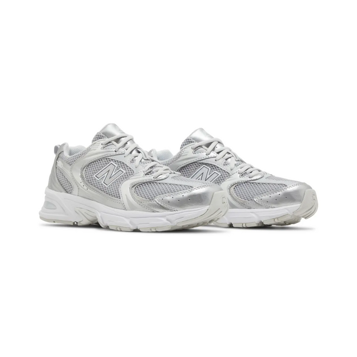 530 "Silver Metallic Moonbeam"