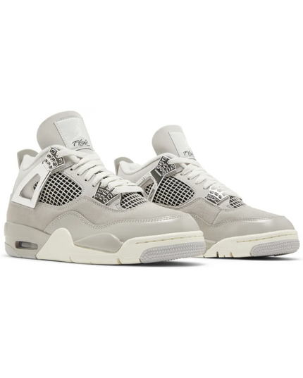 Air Jordan 4 Retro "Frozen Moments"