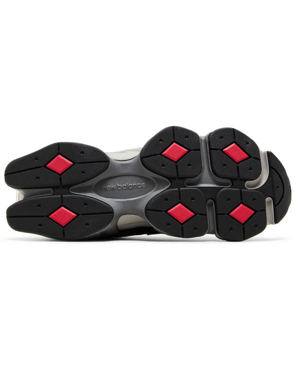 9060 "Black Castlerock"