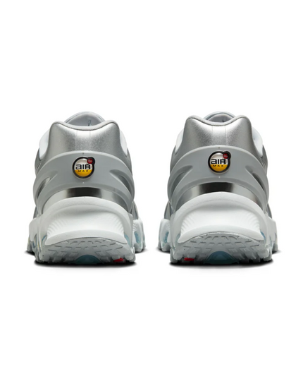 Air Max DN8 "Wolf Grey Metallic Silver"