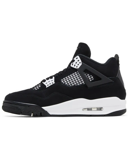 Air Jordan 4 Retro "White Thunder"