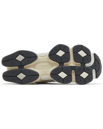 9060 "Moonrock Linen"