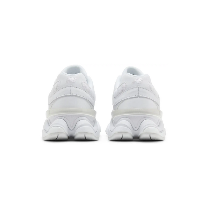 9060 "Triple White"