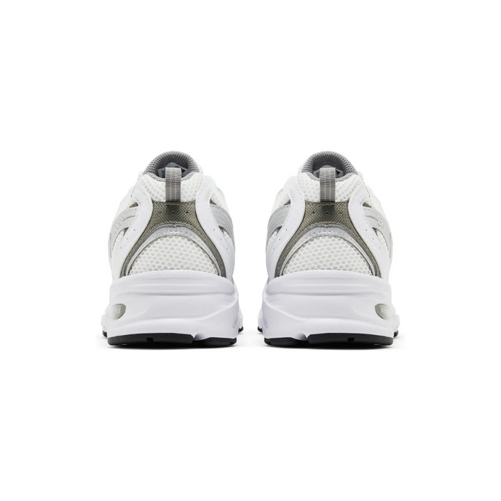 530 "White Metallic Silver"