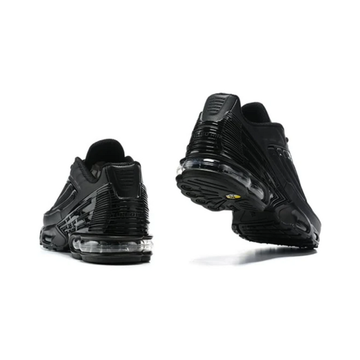 Air Max TN Plus III "Triple Black"