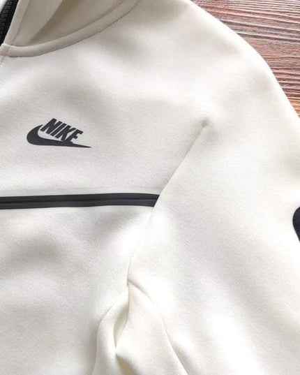 Nike Tech Fleece White