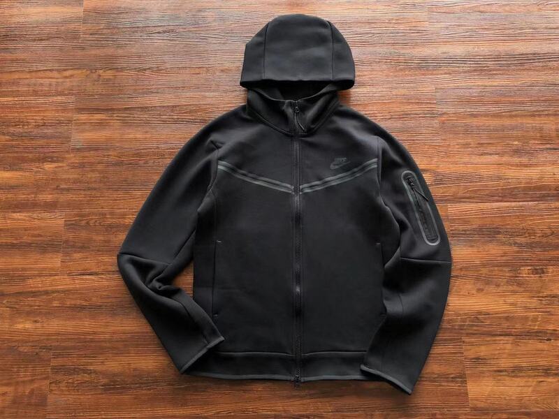 Nike Tech Fleece Black