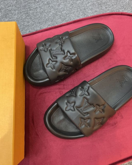 Louis Vuitton Waterfront Black Slippers