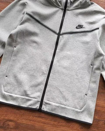 Nike Tech Fleece Light Grey
