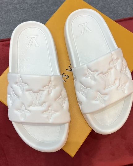 Louis Vuitton Waterfront White Slippers