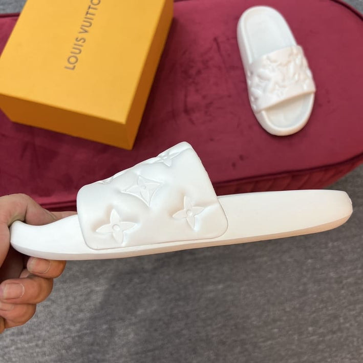 Louis Vuitton Waterfront White Slippers