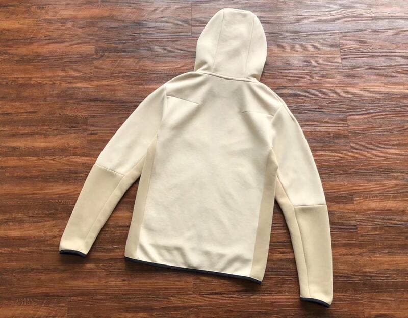 Nike Tech Fleece Cream