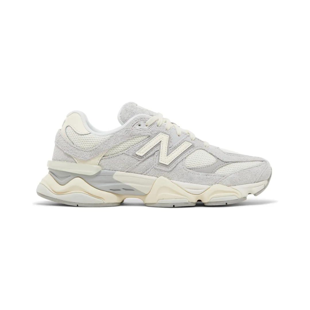 9060 "Quartz Grey"