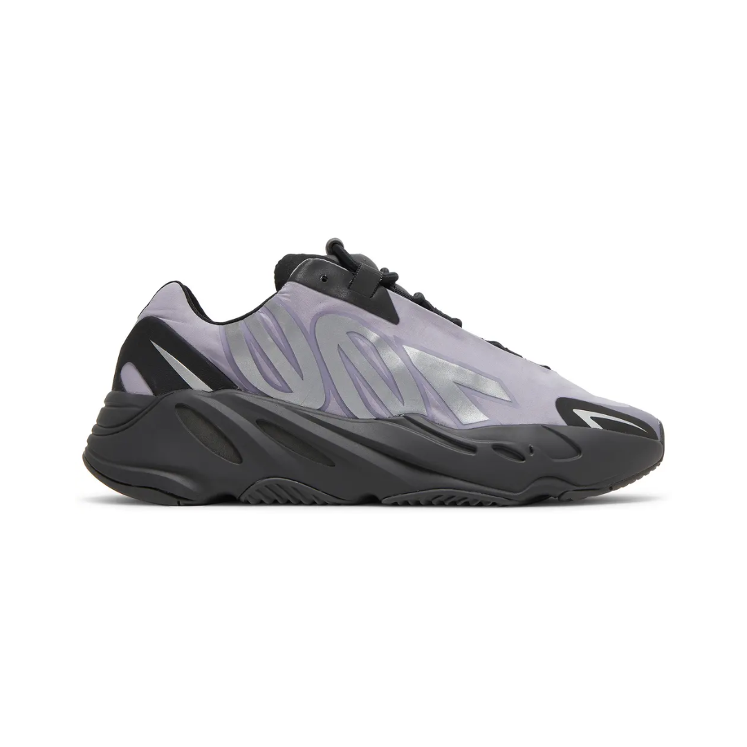 Yeezy Boost 700 MNVN "Geode"