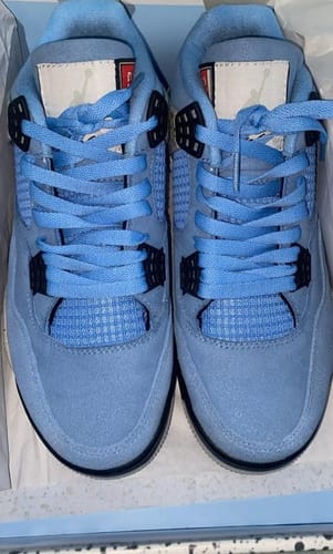 Customer photo: Air Jordan 4 Retro "University Blue"