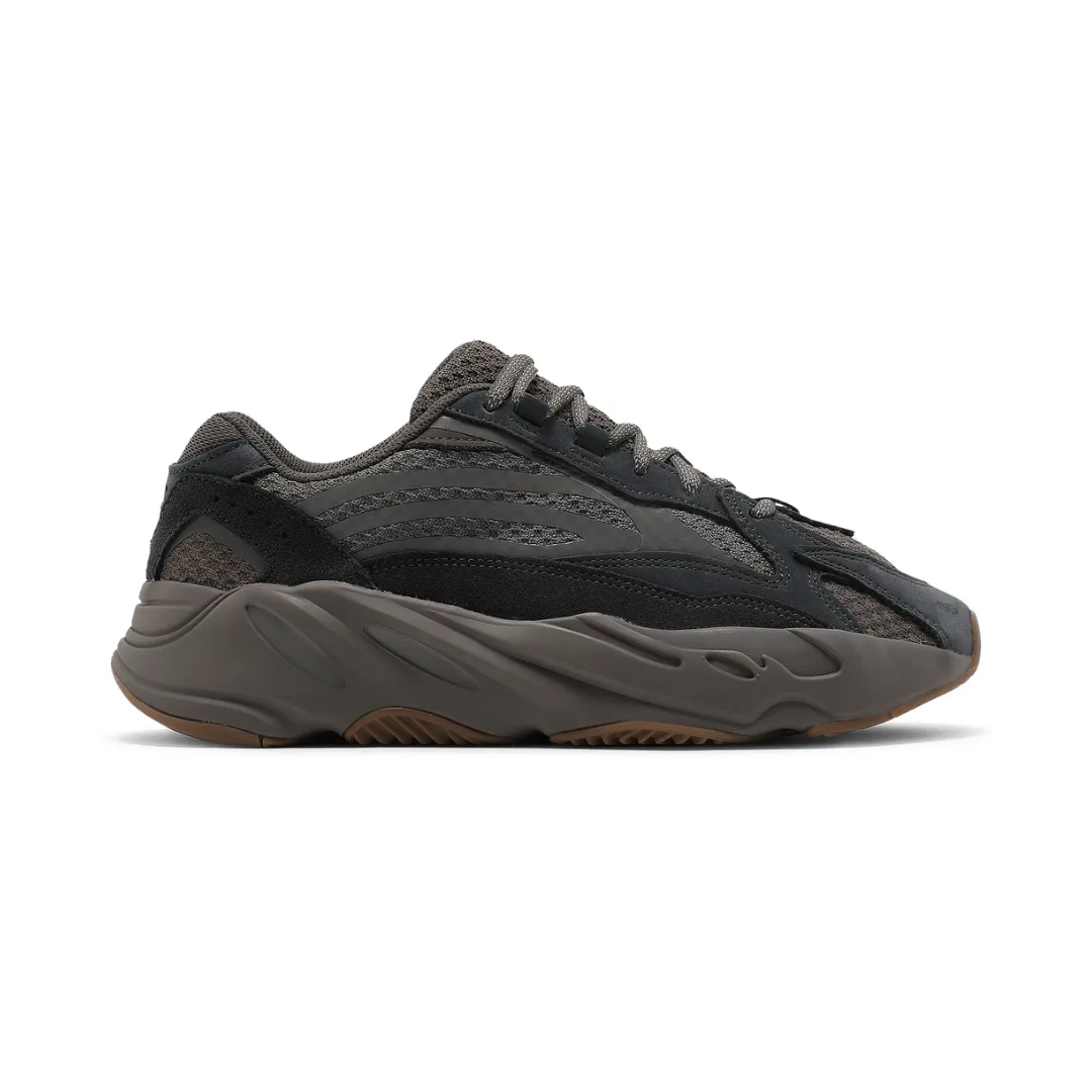 Yeezy Boost 700 V2 "Mauve"