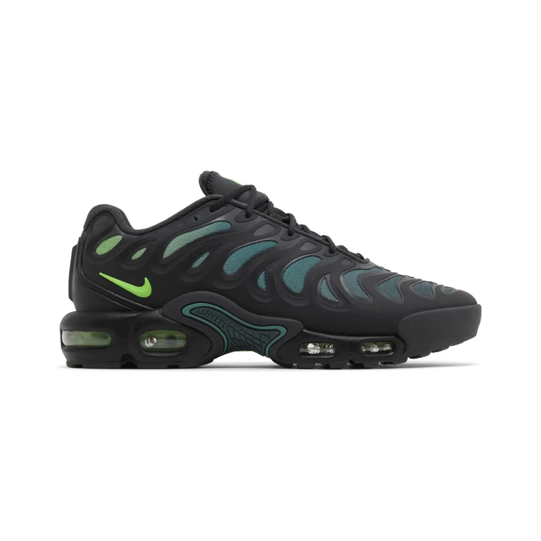 Air Max Plus Drift "Black Green Strike"